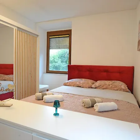 Homestay Holiday's House Koper